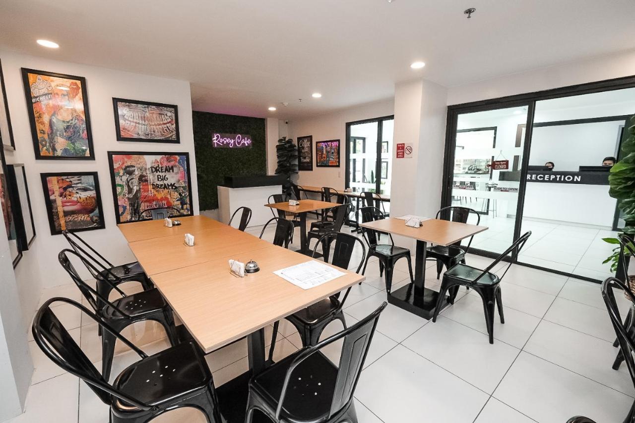 Rosey Hotel Cabanatuan City Eksteriør bilde